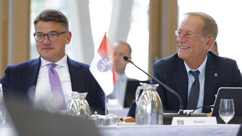 Ministerpräsident Boris Rhein und Staatskanzleichef Axel Wintermeyer