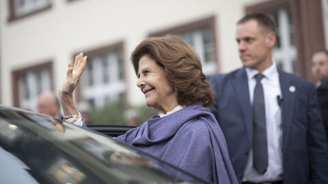 Ministerpräsident Rhein und Königin Silvia von Schweden eröffnen erstes „Childhood-Haus“ in Hessen